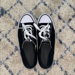 Black converse all stars